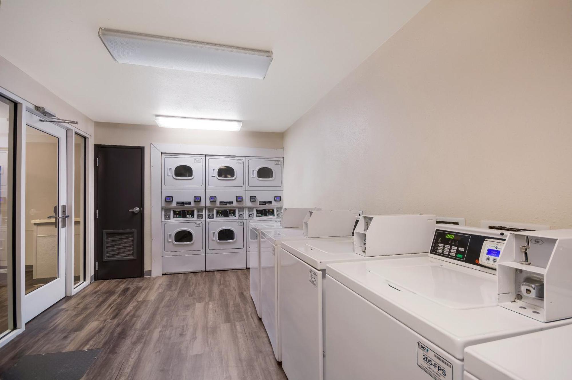 Woodspring Suites Lexington Southeast Eksteriør bilde